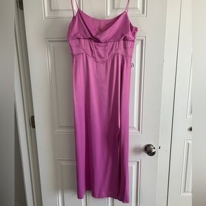 Hello all! I am selling this Zara dress I purchased a couple months ago.